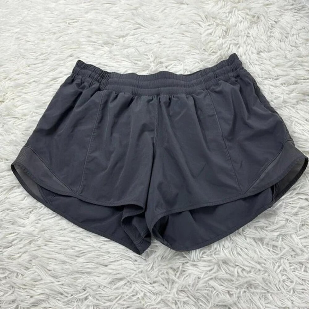 Lululemon Hotty Hot Short II (Long 4") Dark Carbon